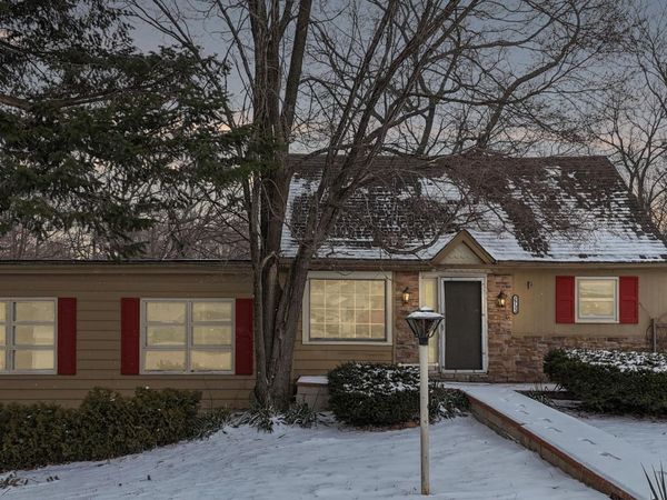 2733 Locust Street, Portage, IN 46368