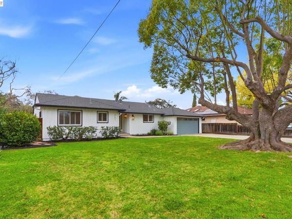 37861 37861 Glenmoor Dr, Fremont, CA 94536