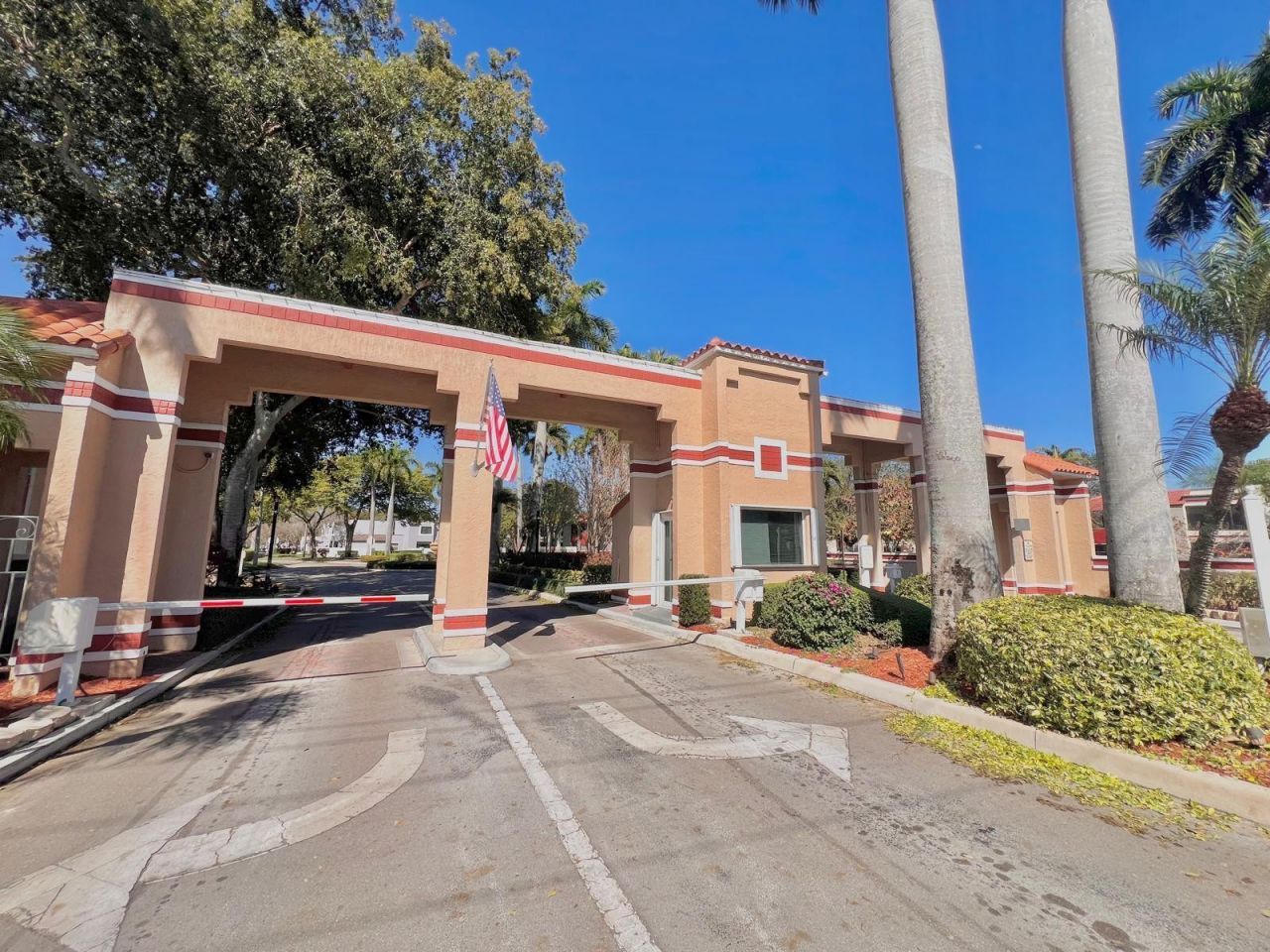 11456 NW 10th Street, Unit 11456, Hollywood, FL 33026 Photo