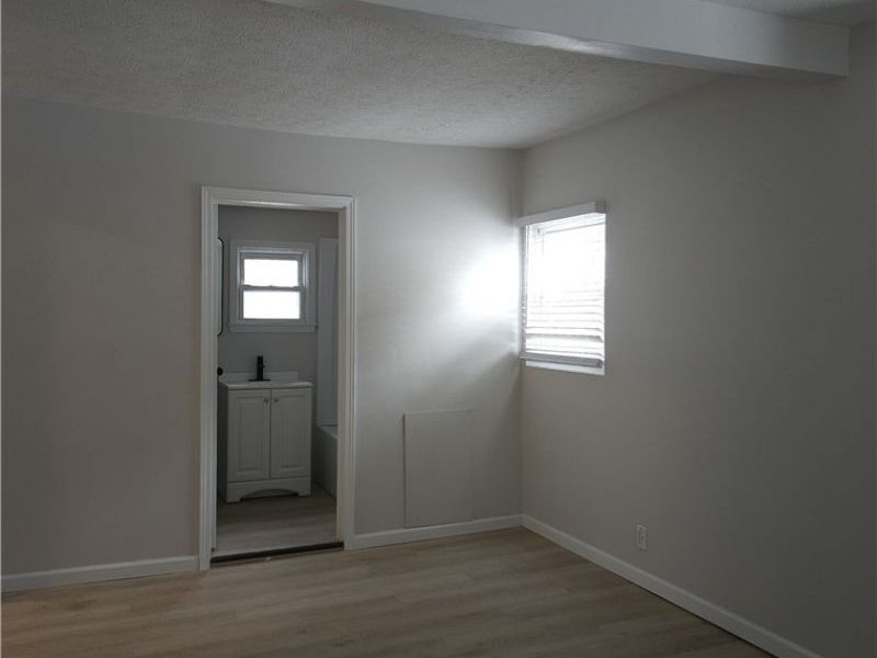 2430 Talbot Street, Cuyahoga Falls, OH 44221 Photo 4