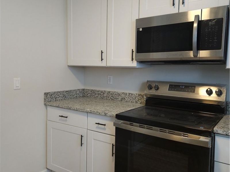 2430 Talbot Street, Cuyahoga Falls, OH 44221 Photo 8