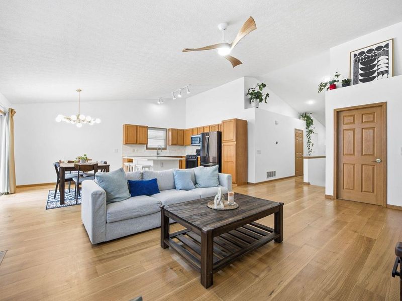 5176 Dry Creek Drive, Dublin, OH 43016 Photo 5