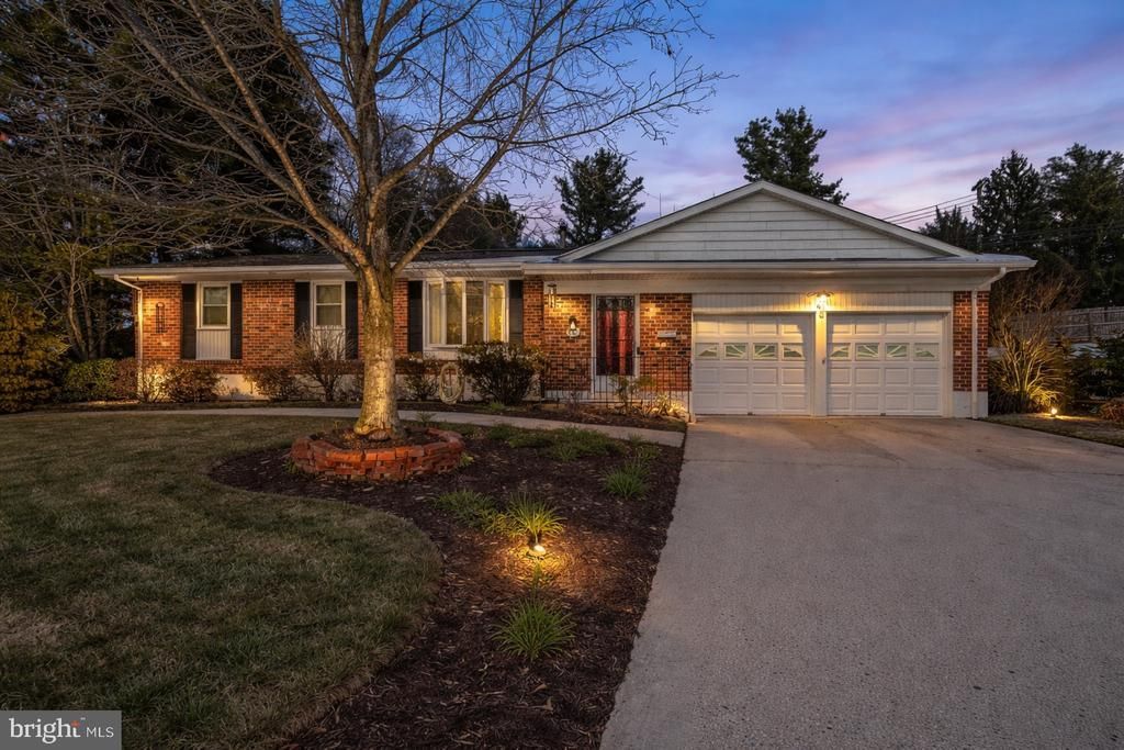 8 Hearn Place, Newark, DE 19711 Main Photo