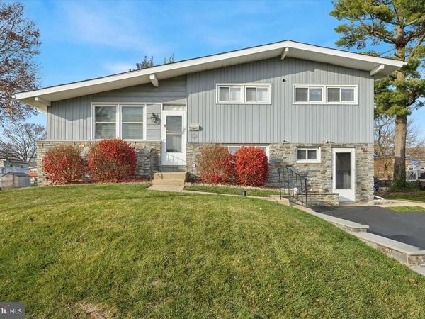 114 BLUE RIDGE ROAD, PLYMOUTH MEETING, PA 19462