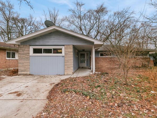 28 W Rocket Circle , Park Forest, IL 60466