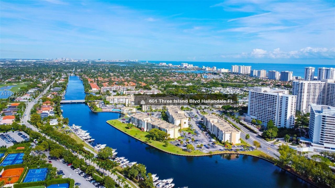 601 Three Islands Blvd , Unit 217, Hallandale Beach, FL 33009 Photo
