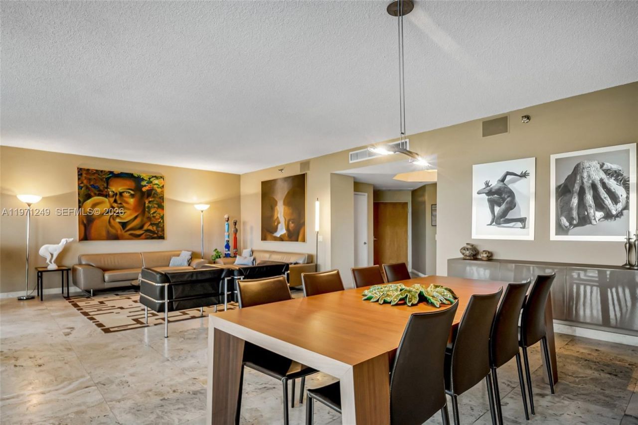 21150 Point Pl, Unit 703, Aventura, FL 33180 Photo