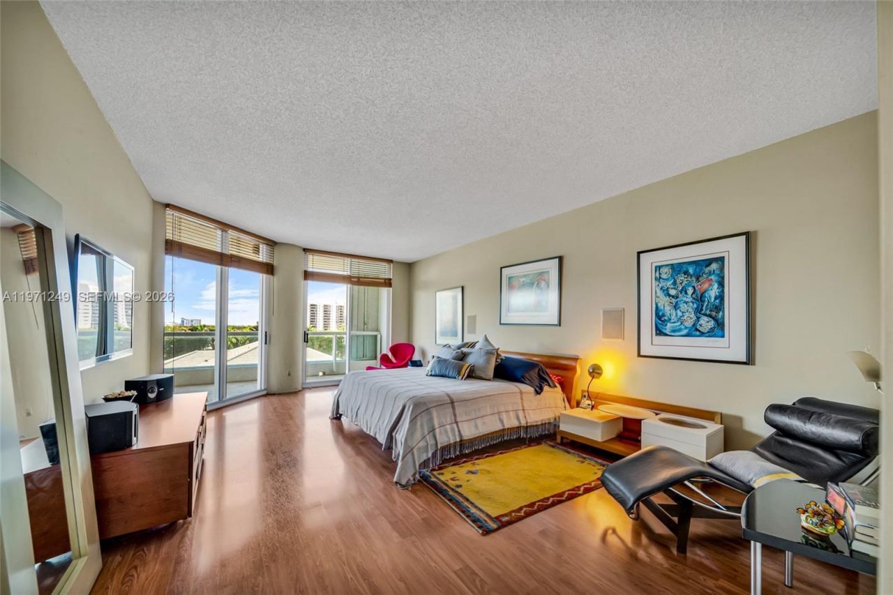 21150 Point Pl, Unit 703, Aventura, FL 33180 Photo