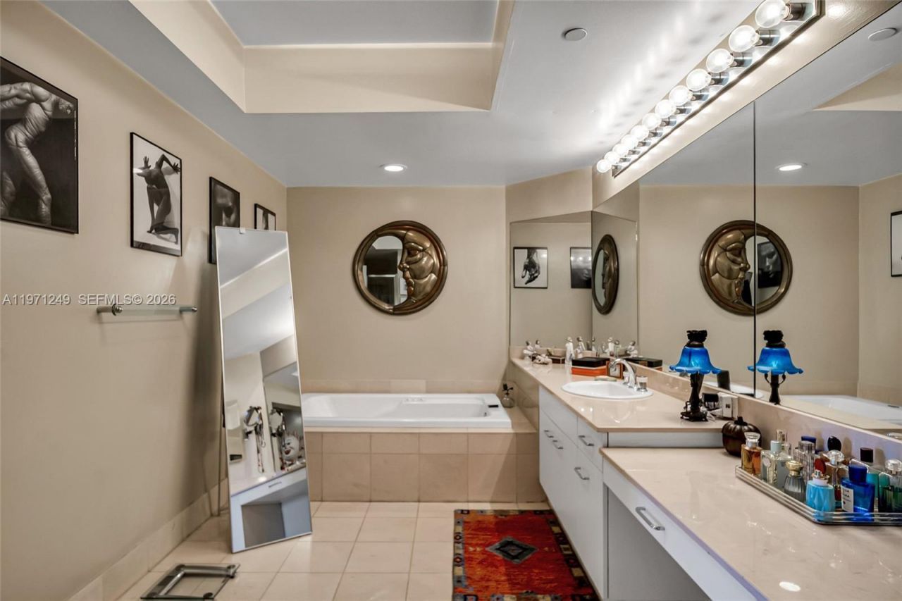 21150 Point Pl, Unit 703, Aventura, FL 33180 Photo