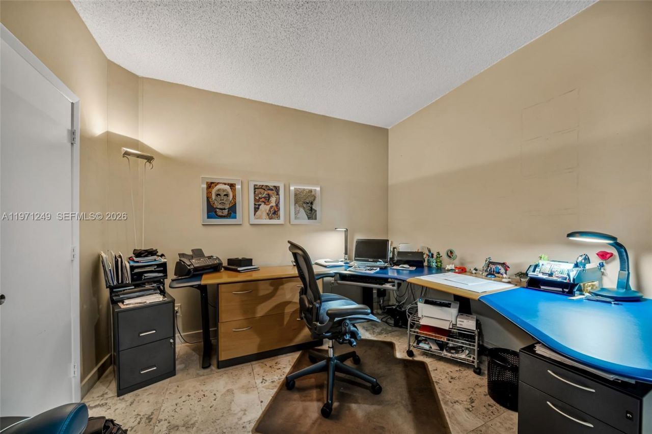 21150 Point Pl, Unit 703, Aventura, FL 33180 Photo