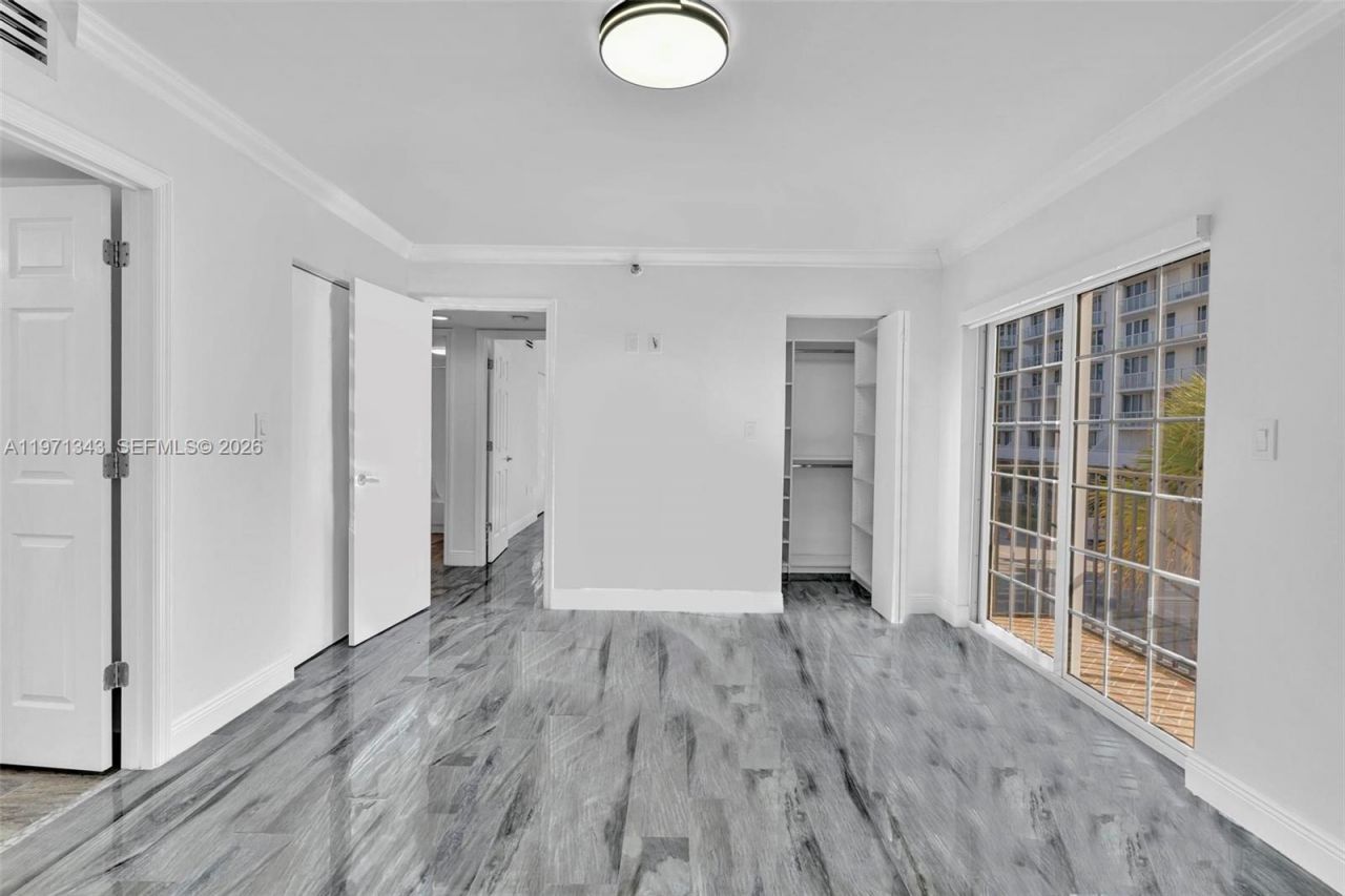 8900 Collins Ave , Unit 304, Surfside, FL 33154 Photo