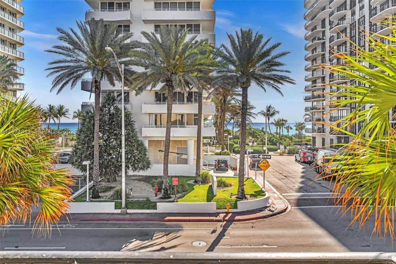 8900 Collins Ave , Unit 304, Surfside, FL 33154 Photo