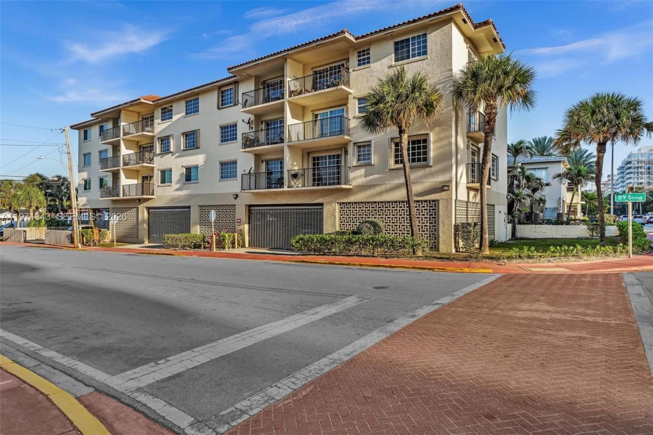 8900 Collins Ave , Unit 304, Surfside, FL 33154 Photo
