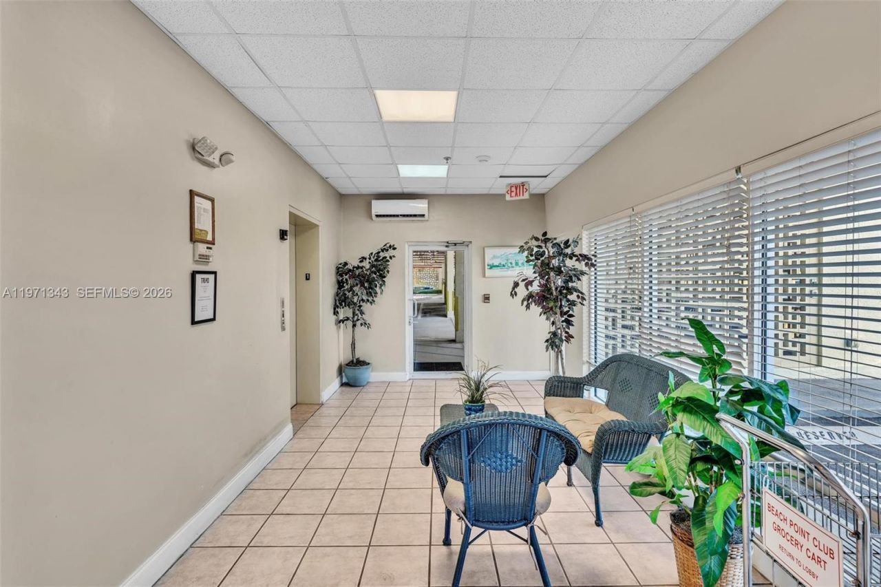 8900 Collins Ave , Unit 304, Surfside, FL 33154 Photo