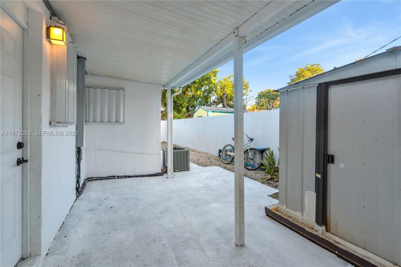 1064 NW 103rd St, Miami, FL 33150 Photo