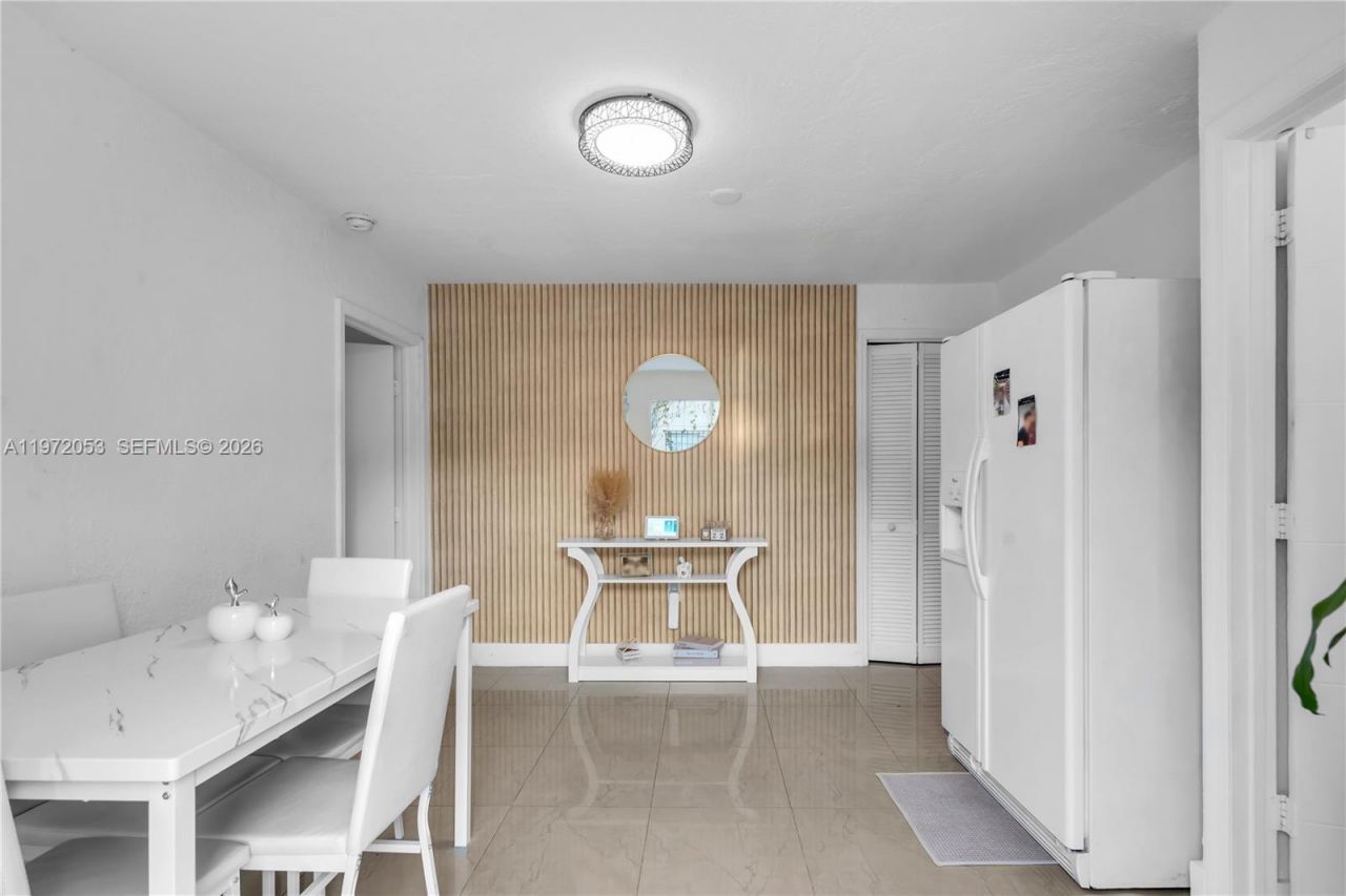 1064 NW 103rd St, Miami, FL 33150 Photo