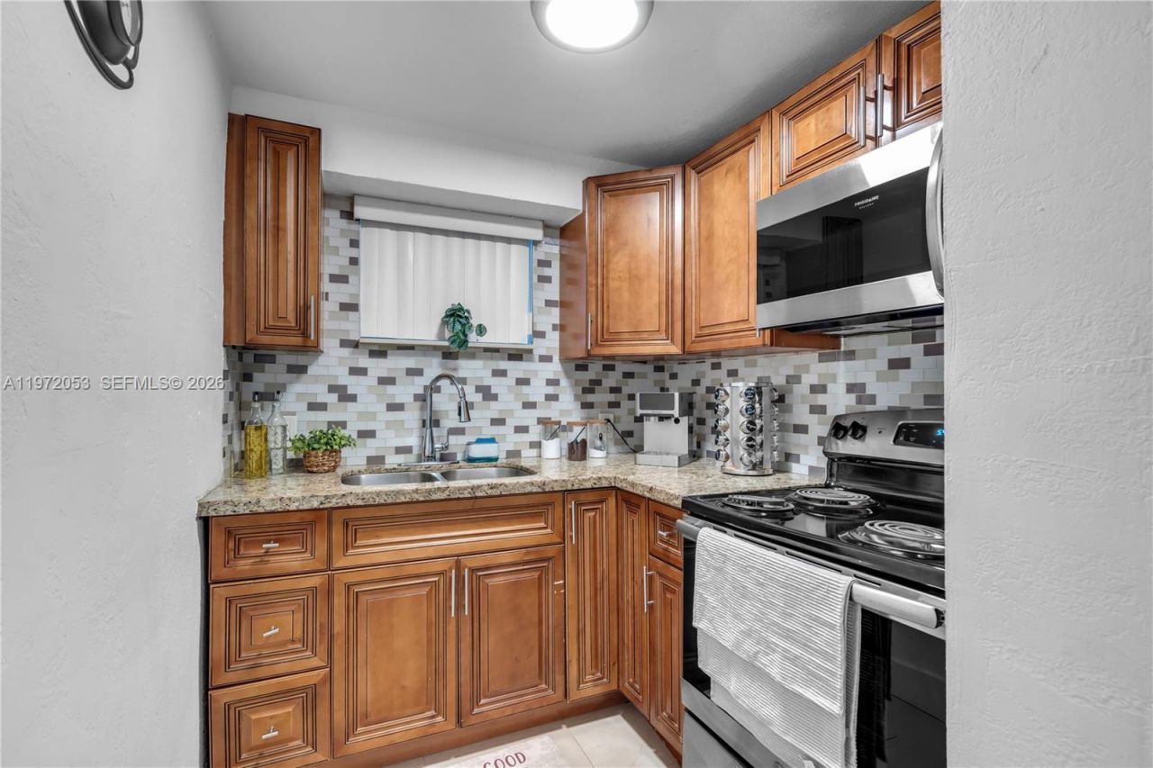 1064 NW 103rd St, Miami, FL 33150 Photo