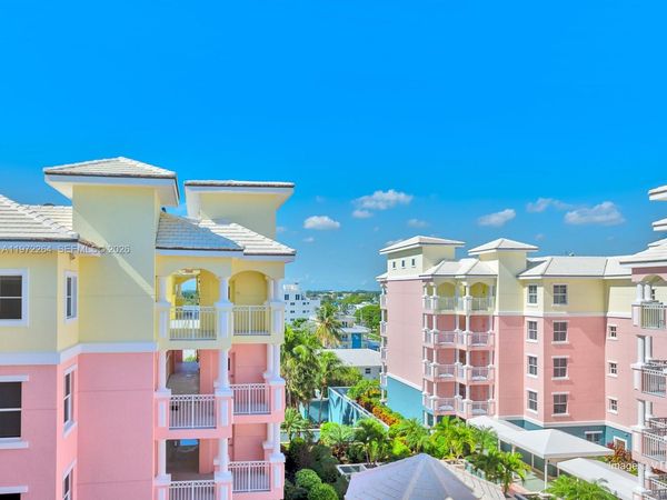 2051 SE 3rd St, Unit TH11, Deerfield Beach, FL 33441