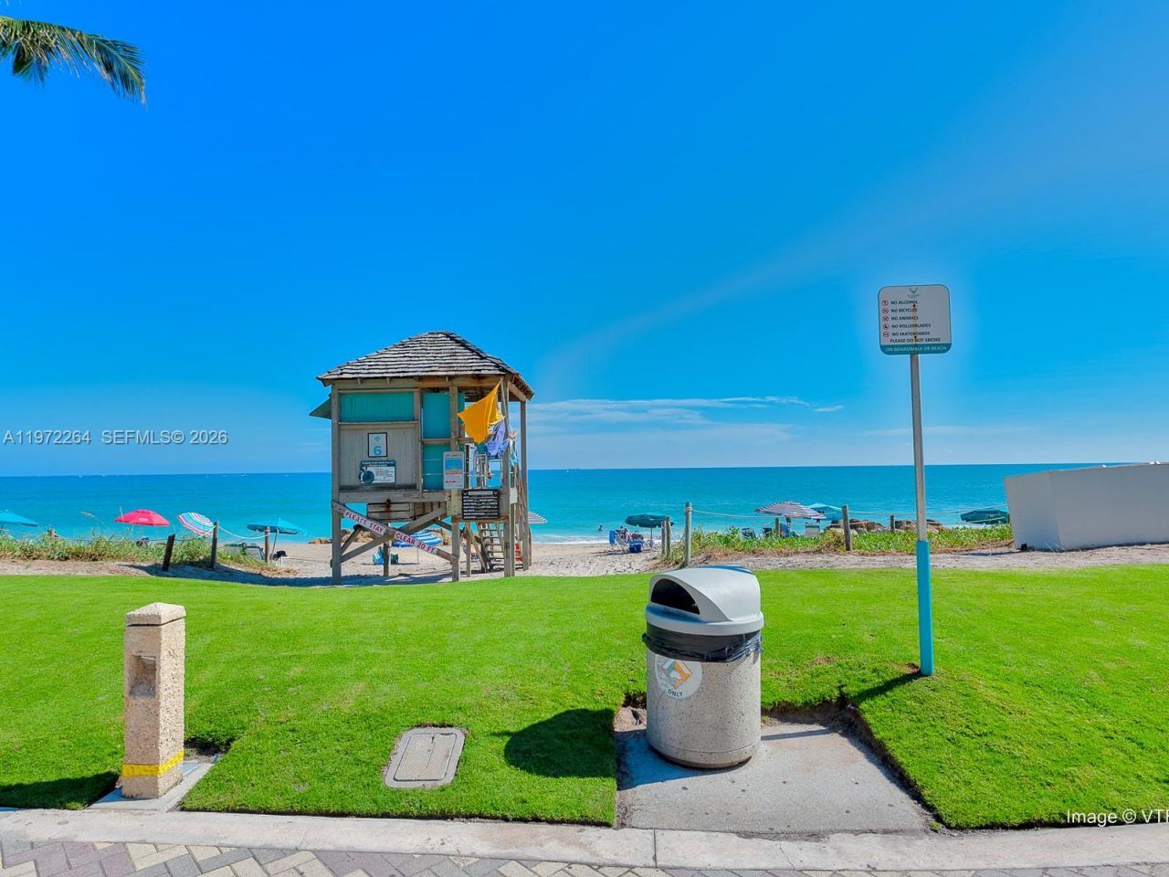 2051 SE 3rd St, Unit TH11, Deerfield Beach, FL 33441 Photo