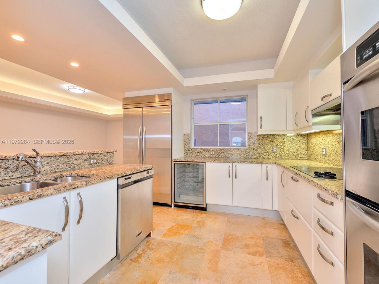 2051 SE 3rd St, Unit TH11, Deerfield Beach, FL 33441 Photo