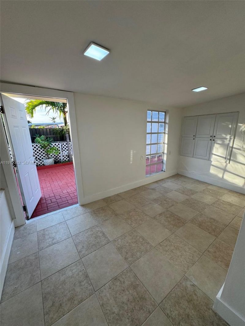 842 SW 89th Ave, Unit A, Miami, FL 33174 Photo