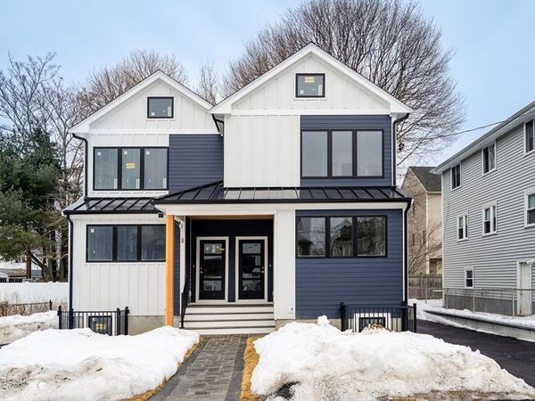 19 Keith St, Unit 2, Watertown, MA 02472