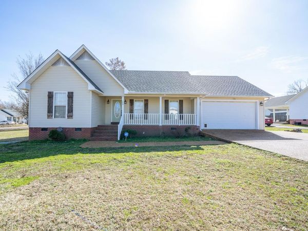 155 GREENWOOD AVE, Savannah, TN 38372