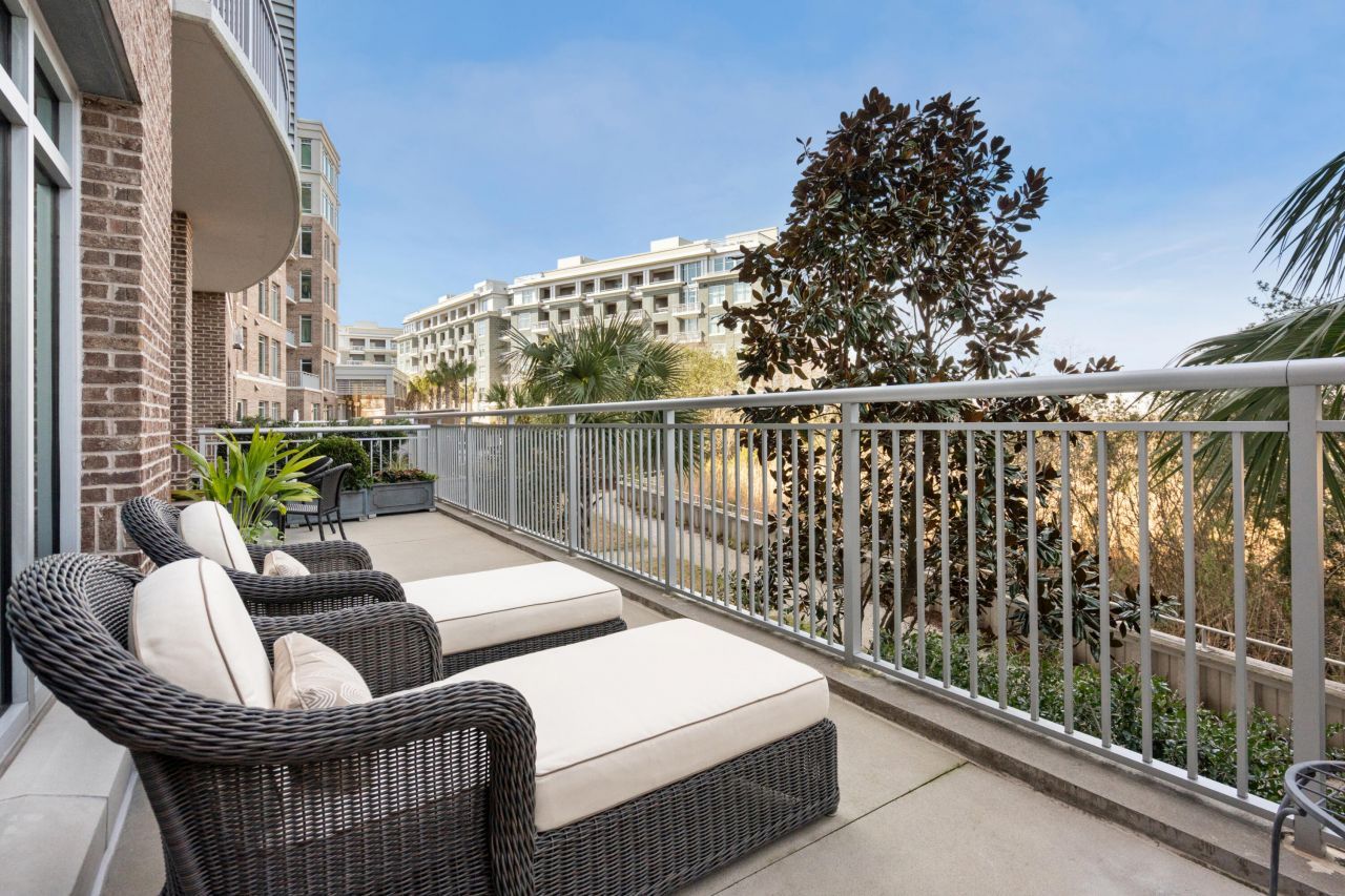 155 Wingo Way Photo 24