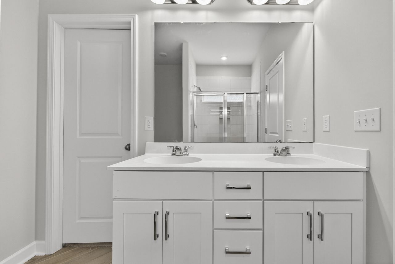 140 Lucca Drive Photo 18