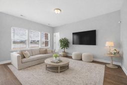 140 Lucca Drive photo 4