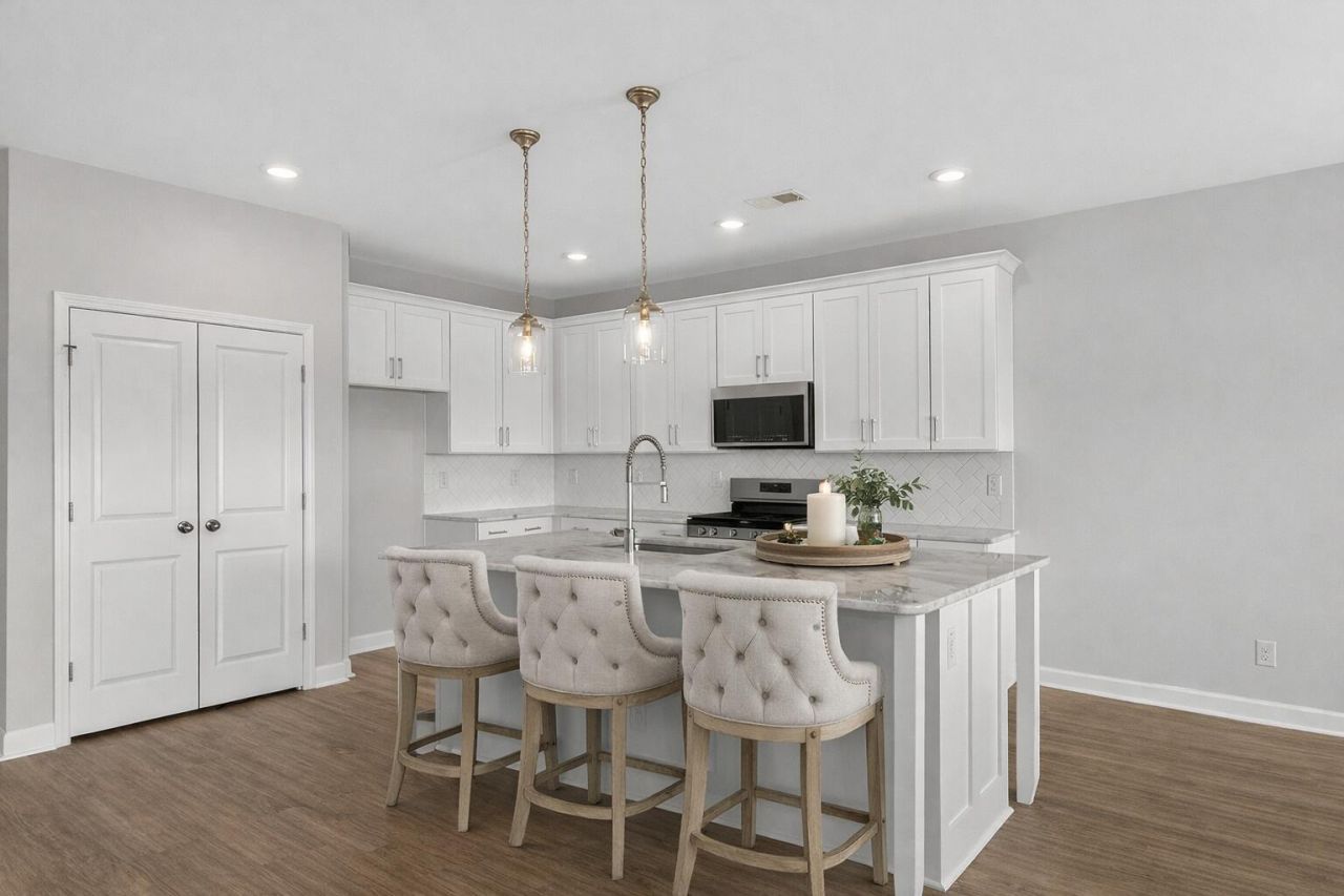 140 Lucca Drive Photo 6