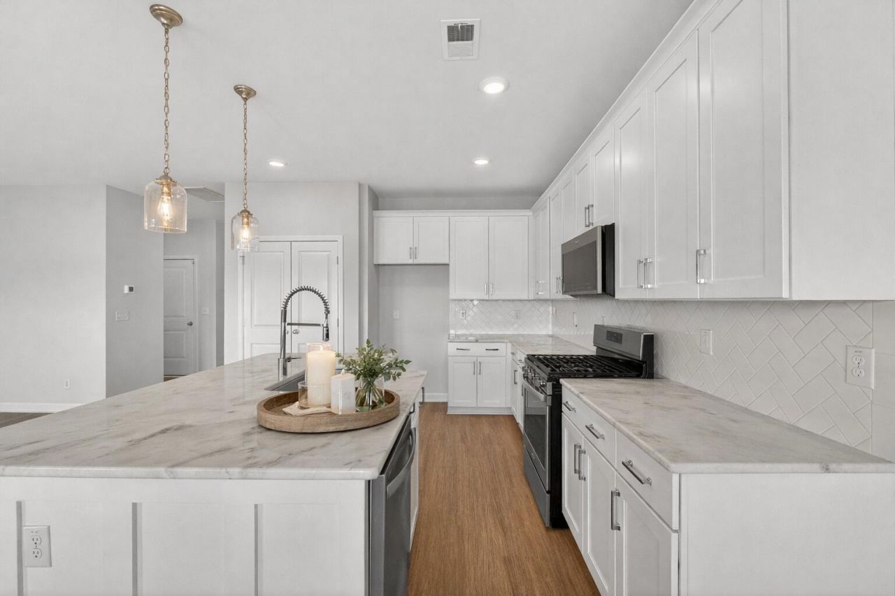 140 Lucca Drive Photo 7