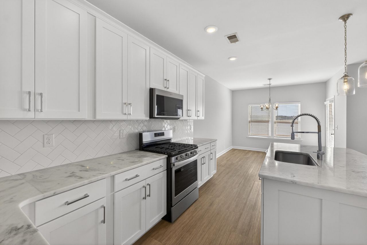 140 Lucca Drive Photo 8