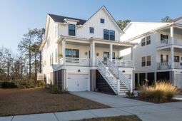 349 Blowing Fresh Drive photo 4