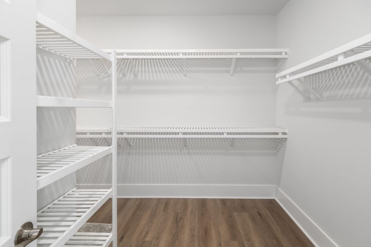 349 Blowing Fresh Drive Photo 44