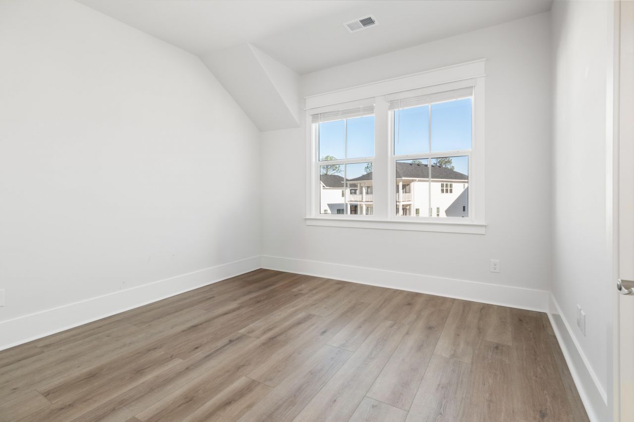 349 Blowing Fresh Drive Photo 51