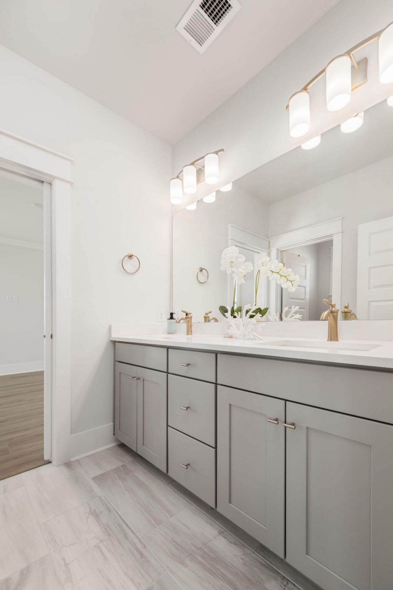 349 Blowing Fresh Drive Photo 52