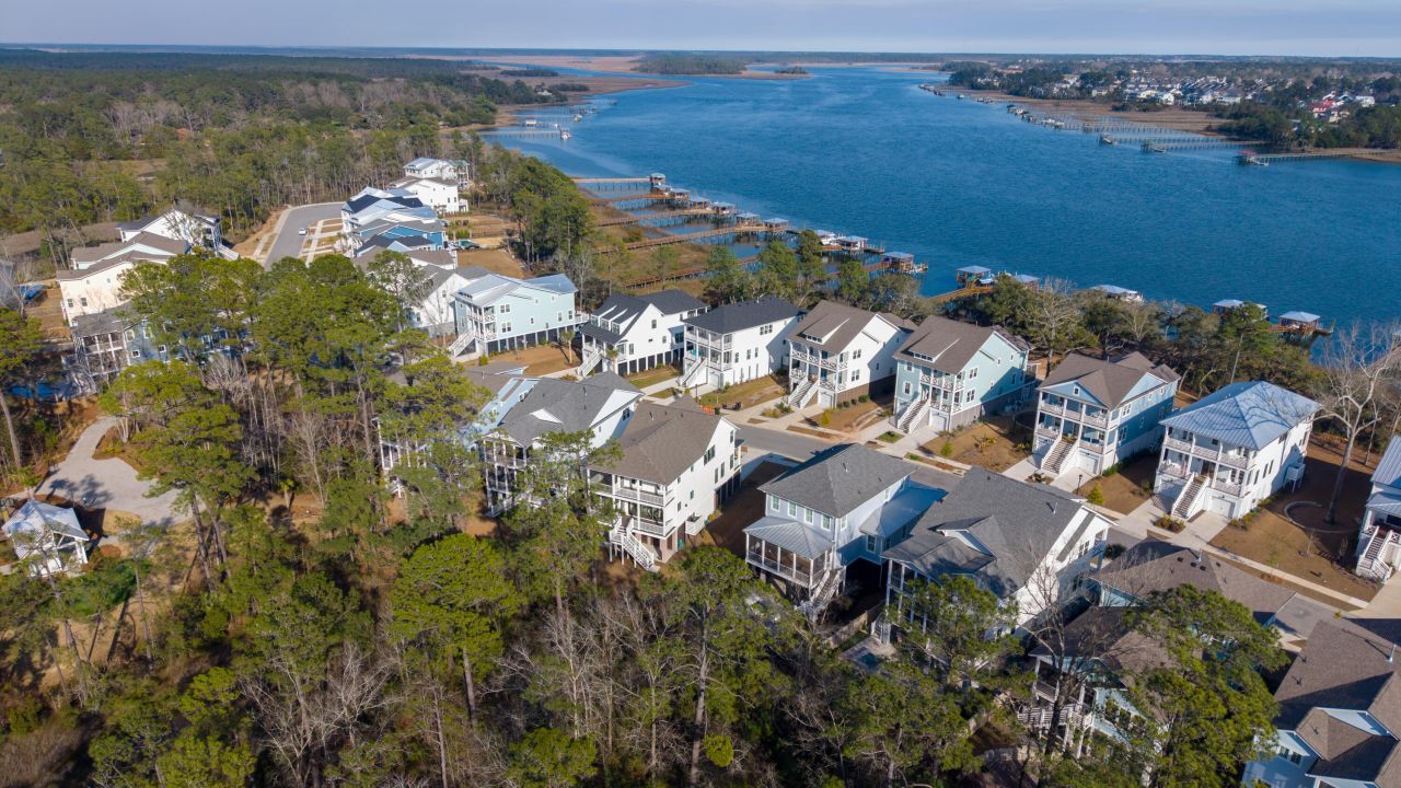 349 Blowing Fresh Drive Photo 64