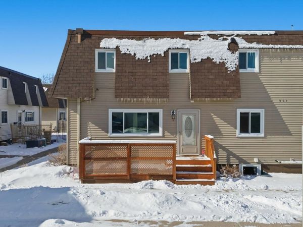 961 4th Avenue W, Unit B, West Fargo, ND 58078