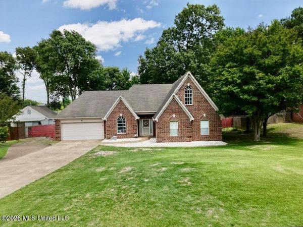 5608 Marlin Place, Olive Branch, MS 38654