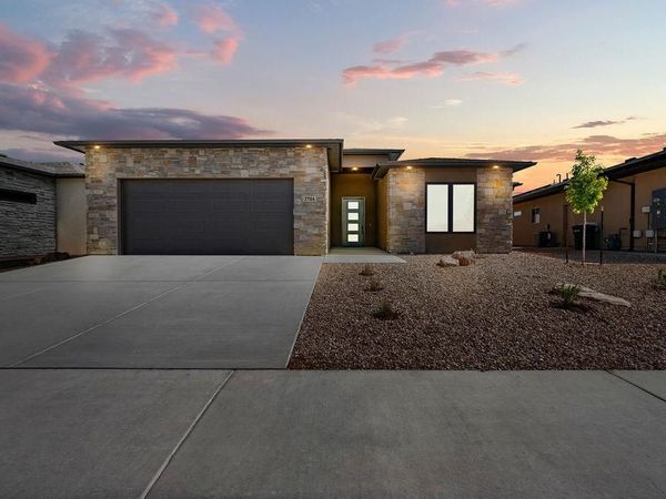 2704 Meadowcrest Court, Grand Junction, CO 81506