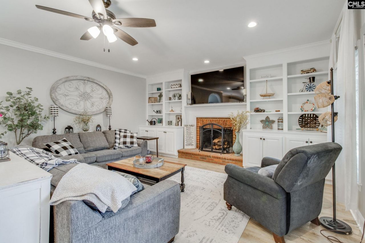 9 Winding Wood Court  Photo 12