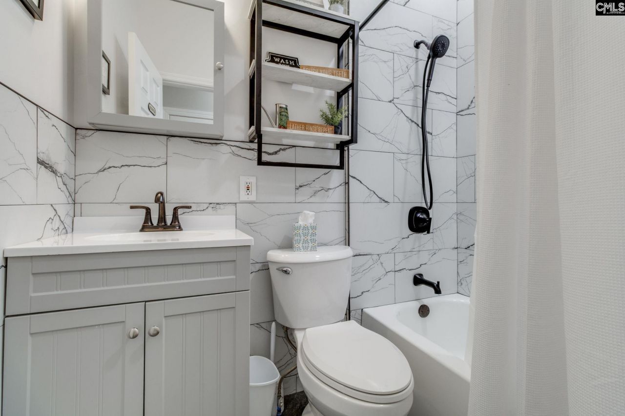 9 Winding Wood Court  Photo 29