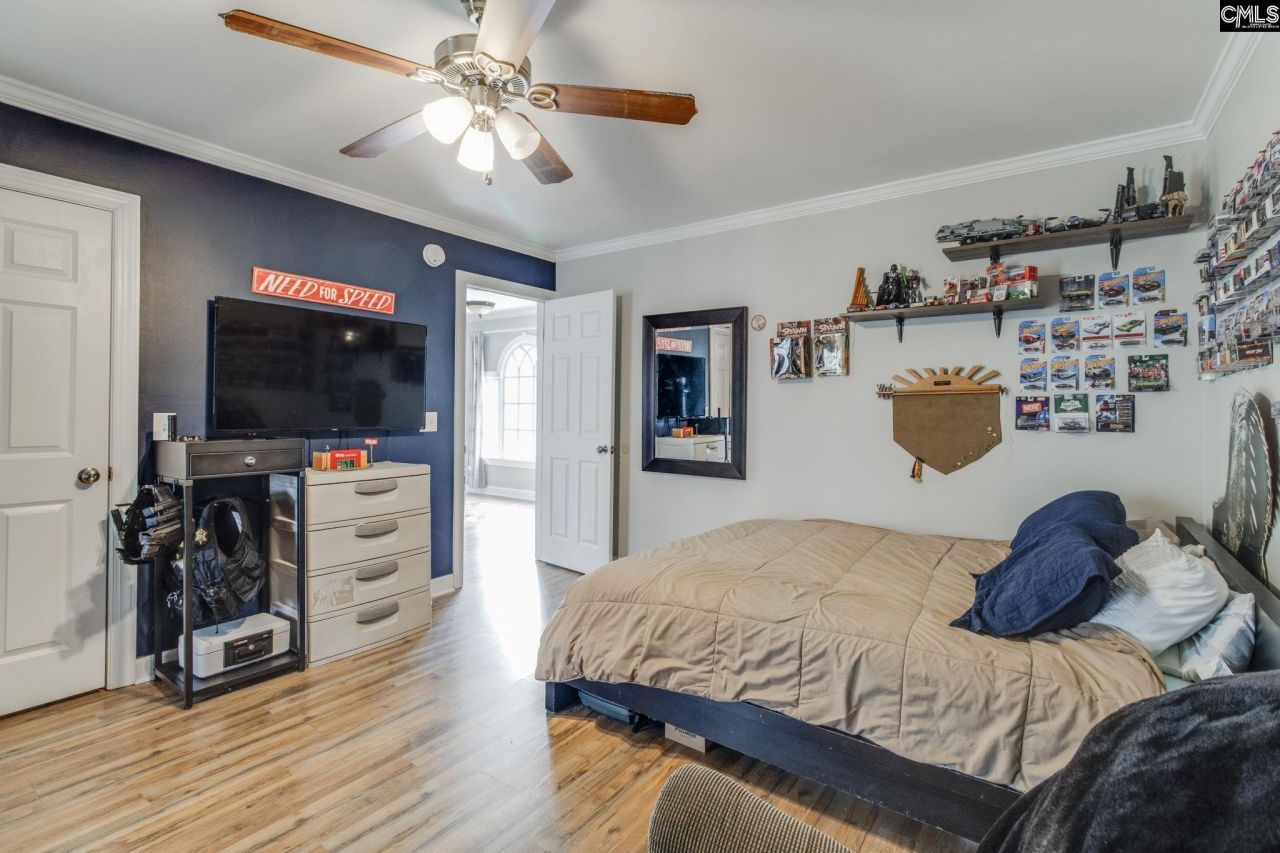 9 Winding Wood Court  Photo 38