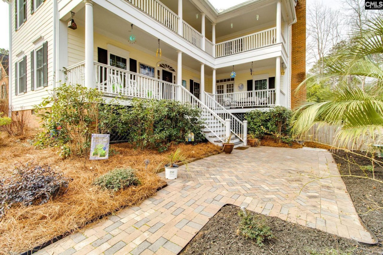 9 Winding Wood Court  Photo 4