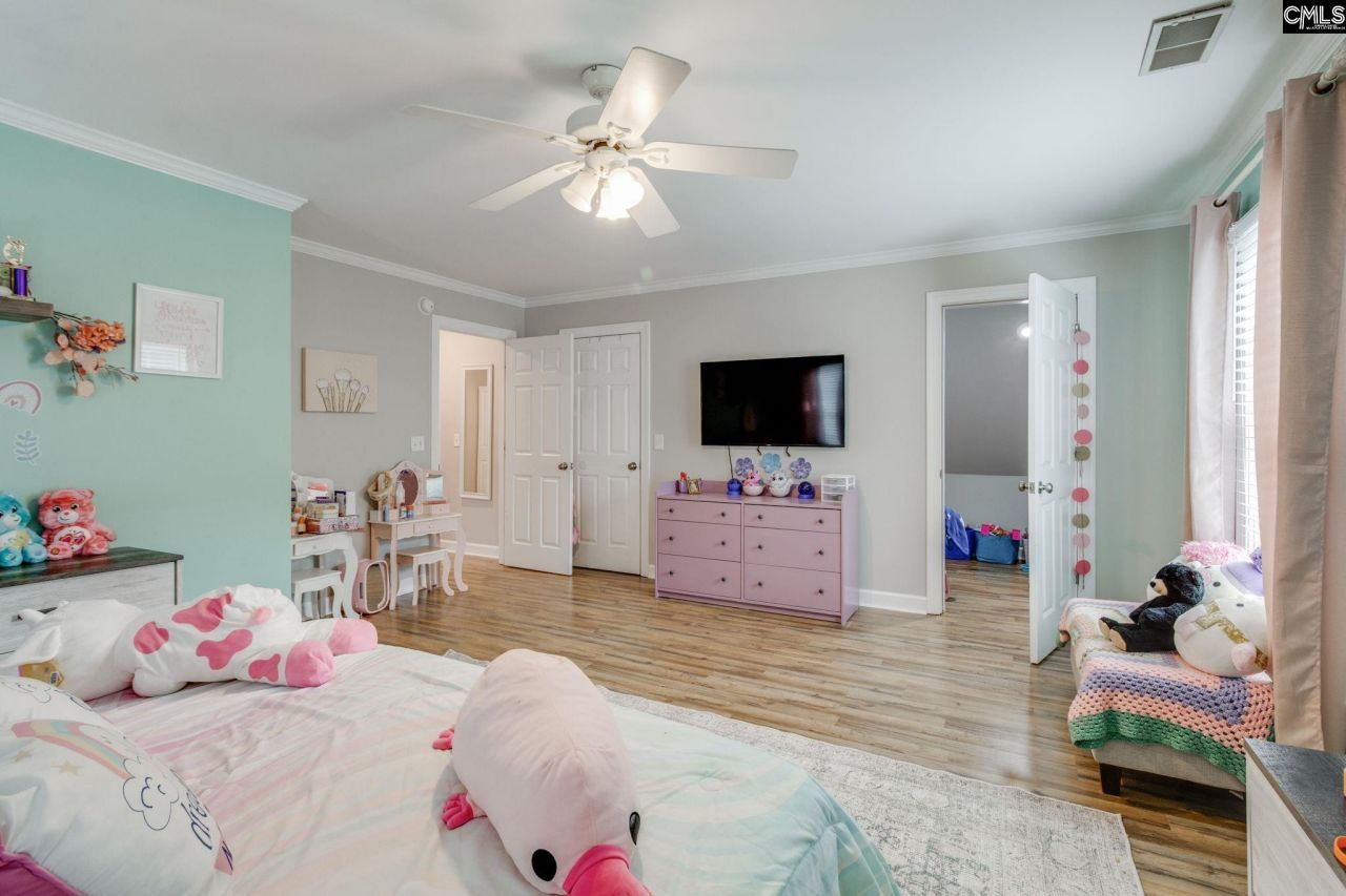 9 Winding Wood Court  Photo 42