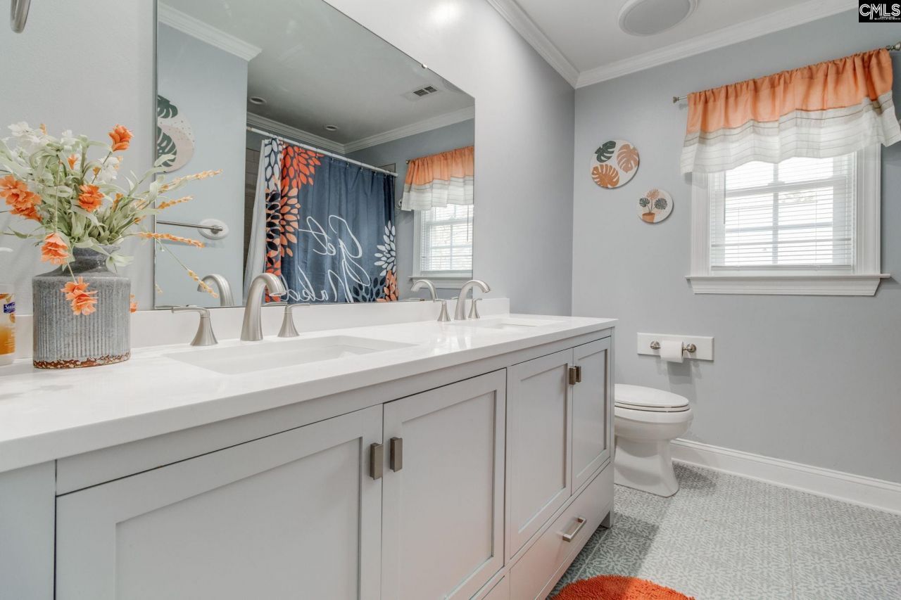 9 Winding Wood Court  Photo 44