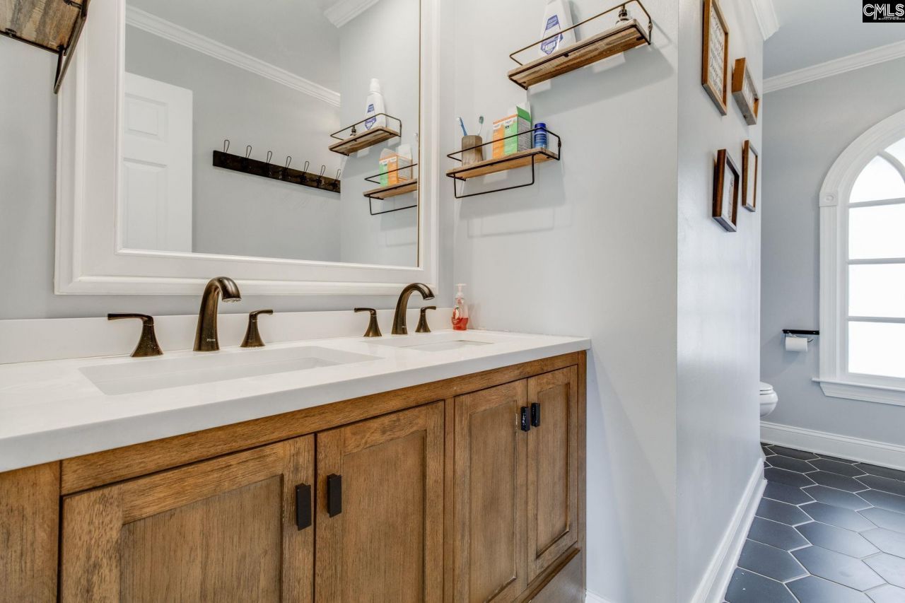 9 Winding Wood Court  Photo 46