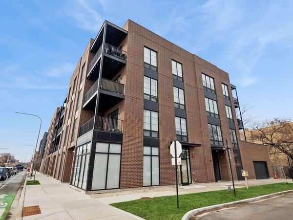 504 N Leavitt Street, Unit 406, Chicago, IL 60612