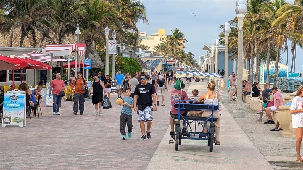 1501 S Ocean Drive, Unit 404, Hollywood, FL 33019 Photo